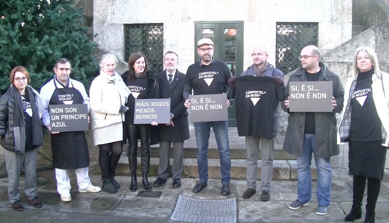 Visita institucional a establecementos que participan en “Compostela en negro”