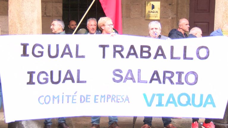 Traballadores de Viaqua protestaron o pasado venres polas súas condicións laborais