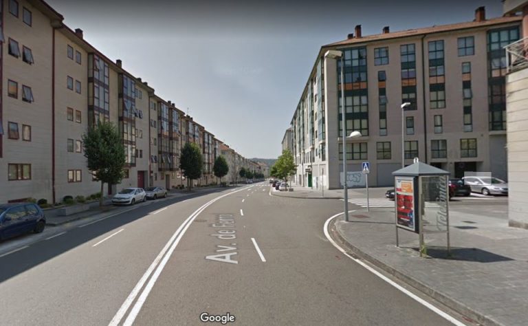 Comeza a construción dun aparcadoiro na Avenida de Ferrol
