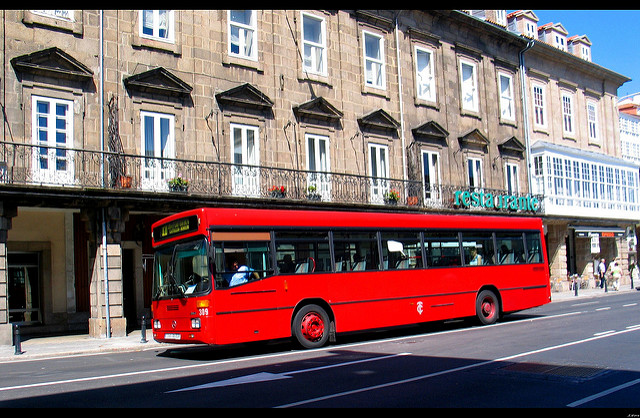 “A rebaixa no prezo do bus é un paso histórico para A Coruña”