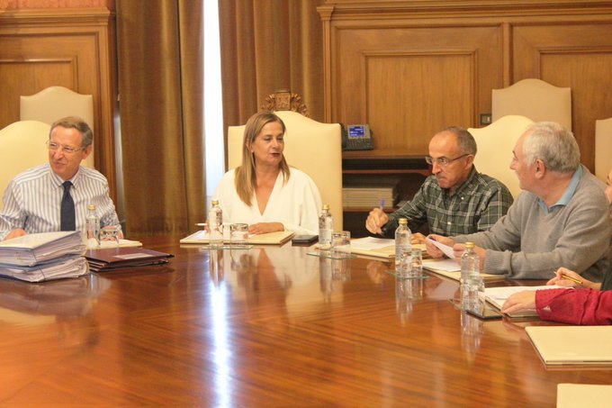 A Deputación de Pontevedra concederá 500.000 euros a máis de 100 entidades sociais
