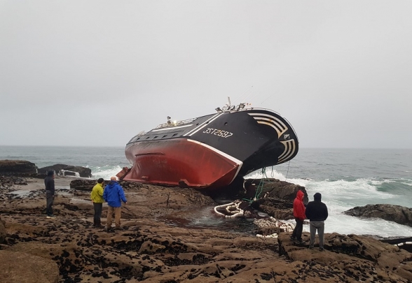O mariñeiro do ‘Divina del Mar’, máis un operario morto no traballo en Galicia